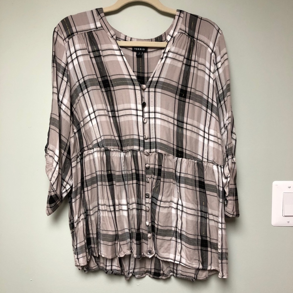 Flattering Plaid Torrid Top Size 3